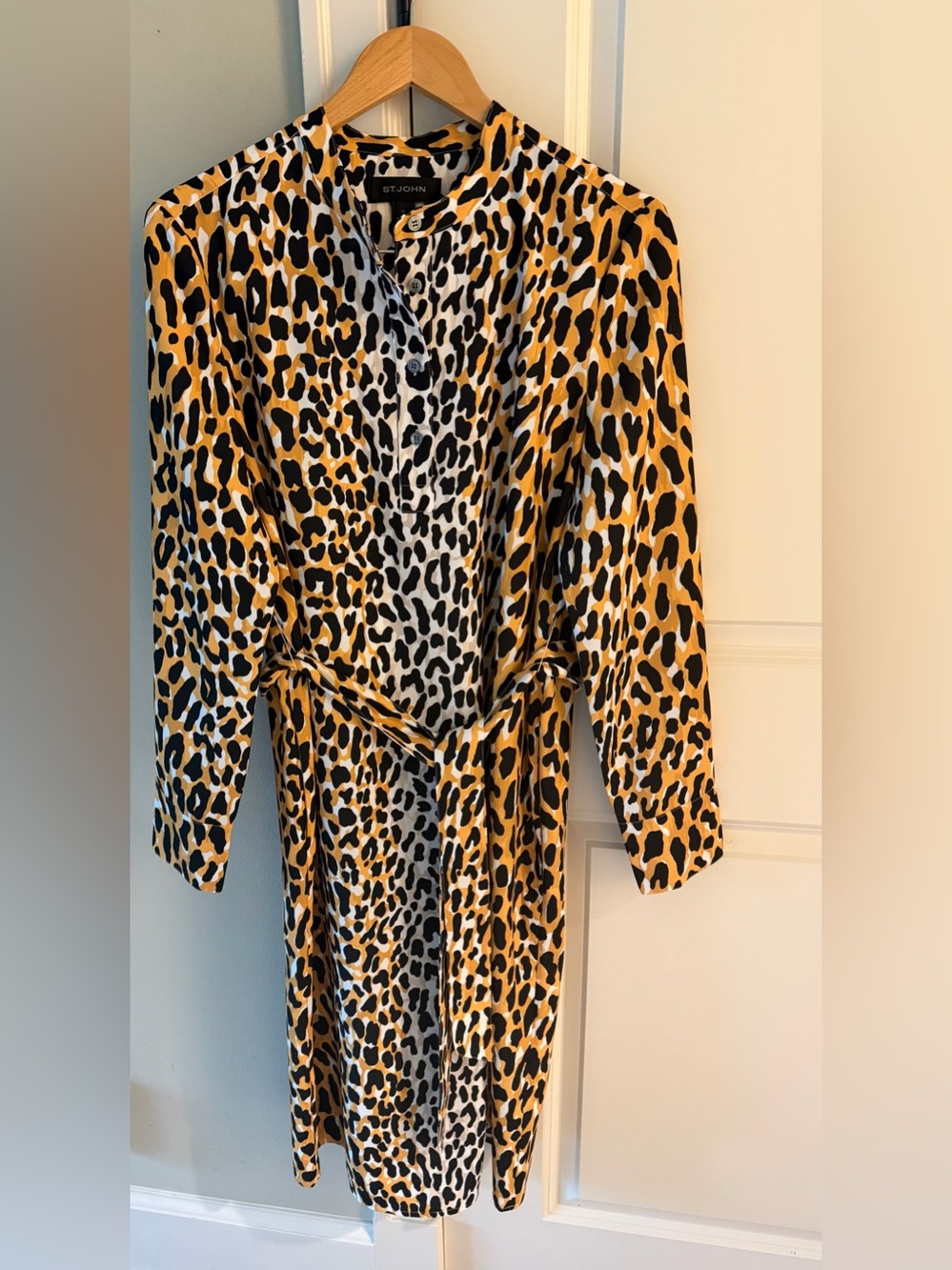 St. John Leopard Print Long Sleeve Belted Dress - Gold/Black/White size 10
